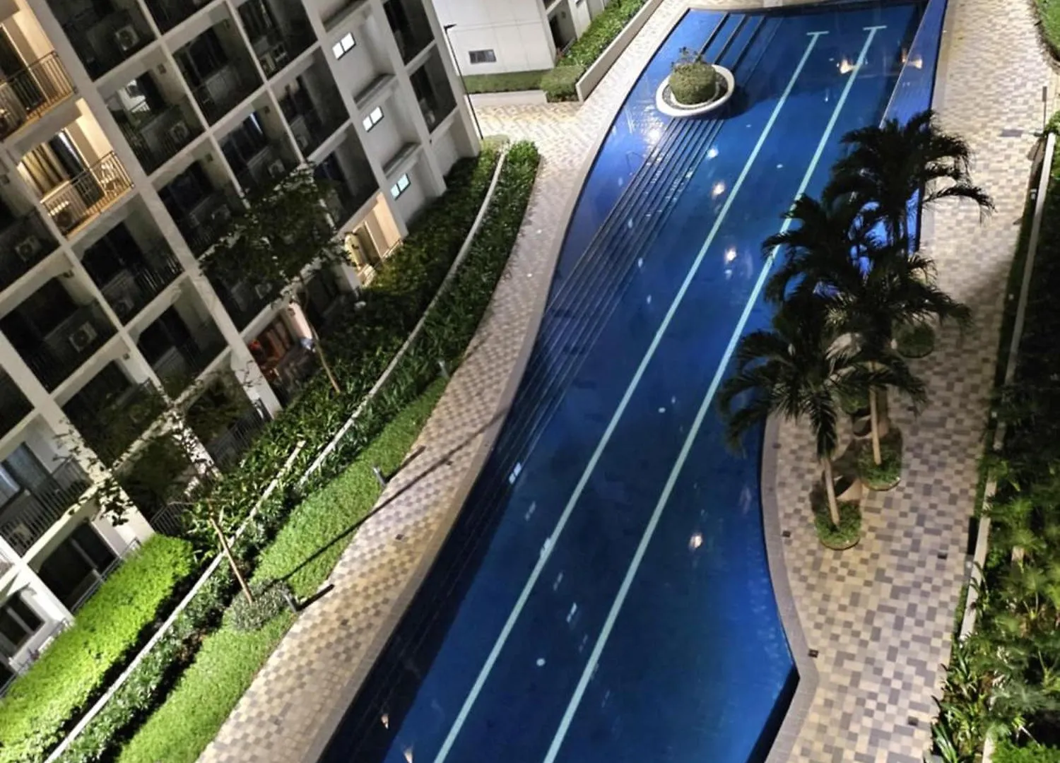 Aparthotel Adventura Staycation Manila